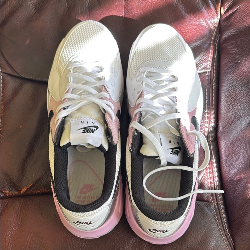 Nike White and Pink Sneakers